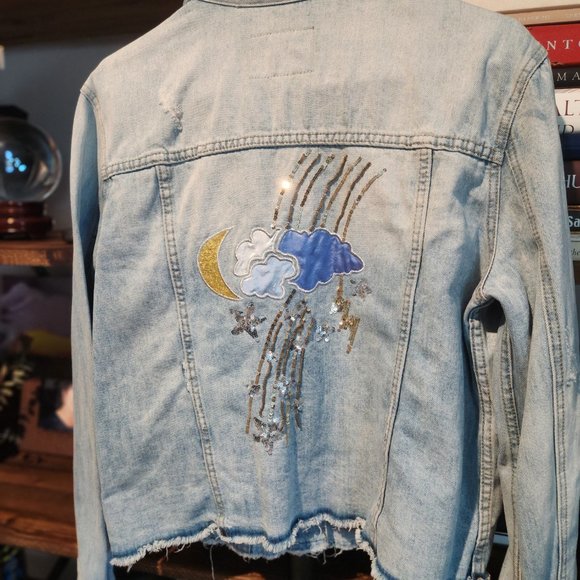 SANCTUARY Distressed & Embroidered Storm Cloud Denim Jacket - Picture 1 of 8